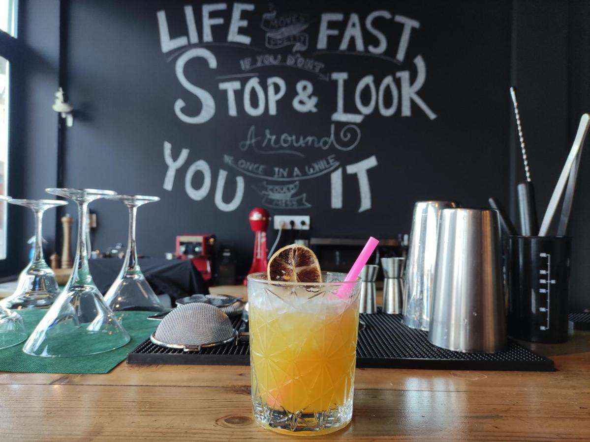 Leonidaion Guesthouse オリンピア エクステリア 写真 A cocktail